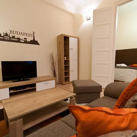Apartment Imagine Stays Oktober 6. *